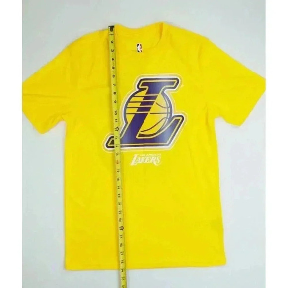 NBA Small Lebron James Yellow Los Angeles Lakers Jersey Tee Short Sleeve Crew - Picture 6 of 11